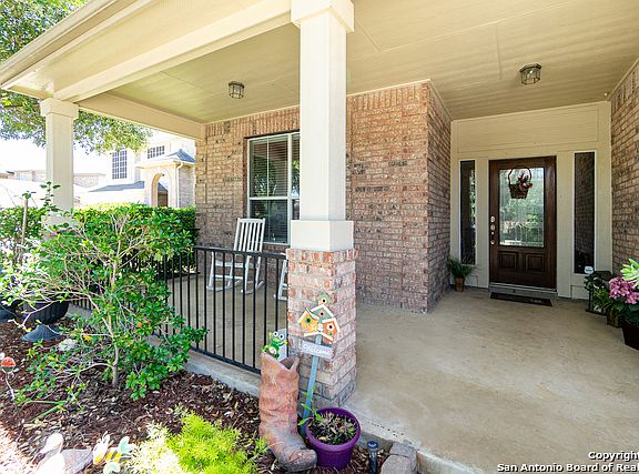 4th image of 717 Sarazen Ct