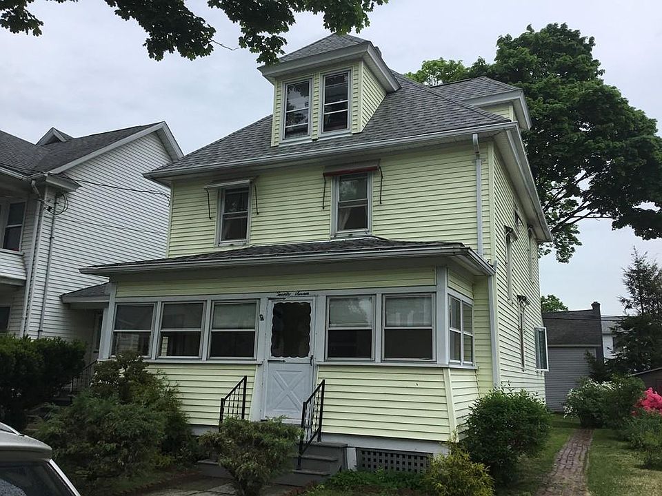 1st image of 27 Home St
