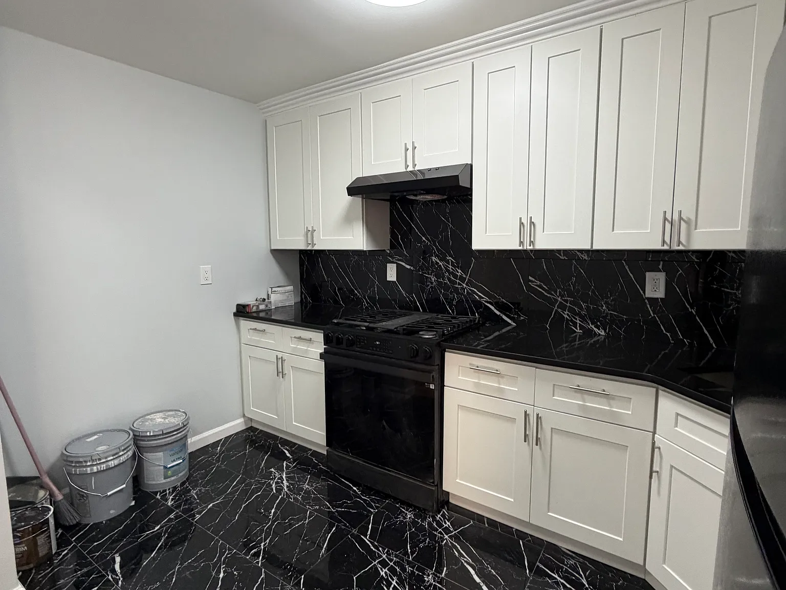 2-82 Watjean Court — Photo 3