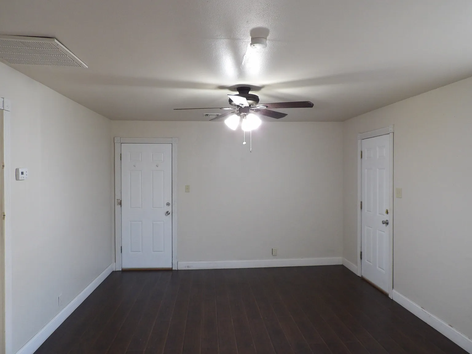 1 bed, 800 sqft, $550 — Photo 2