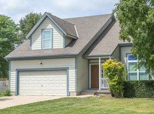 21705 S Race St, Spring Hill, KS 66083
