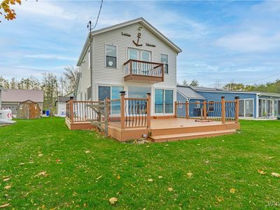 10867 Petrie Ln, Lyndonville, NY, 14098