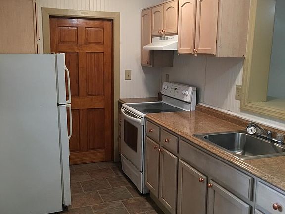 4th image of 506 N McKean St APT 1