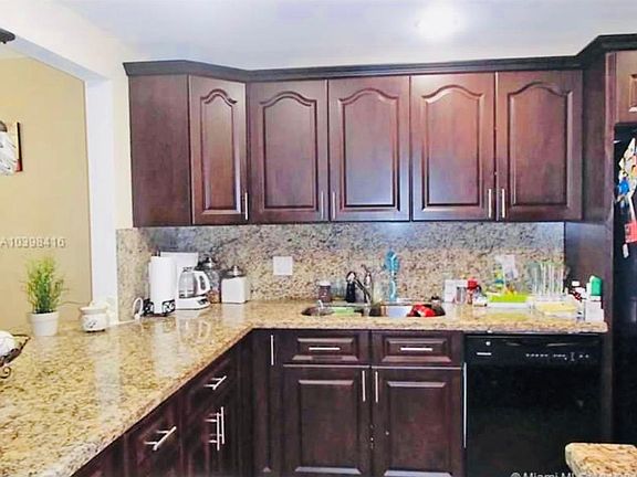 2nd image of 5939 Forest Hill Boulevard #102