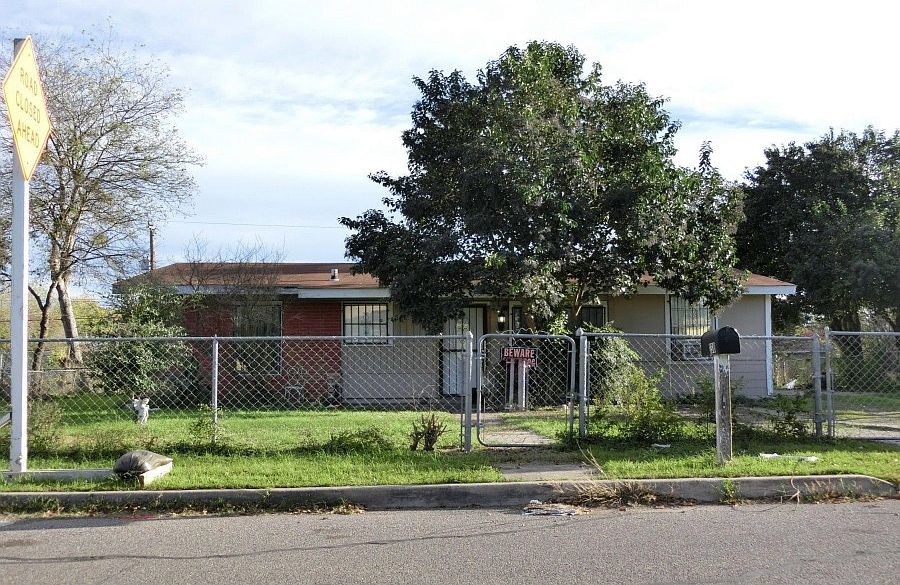 1st image of 138 Ferncroft Dr