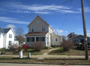 911 S Water St, Sparta, WI 54656