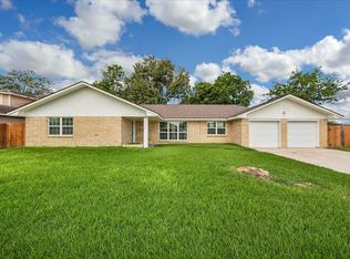 405 N Fulton St, Texas City, TX 77591