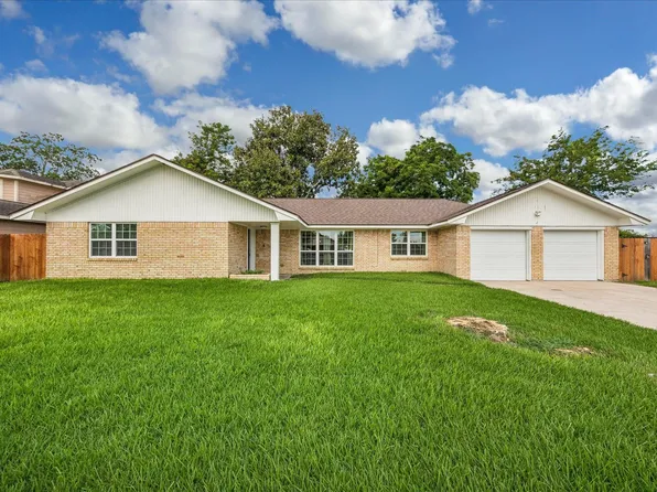 405 N Fulton St, Texas City, TX 77591