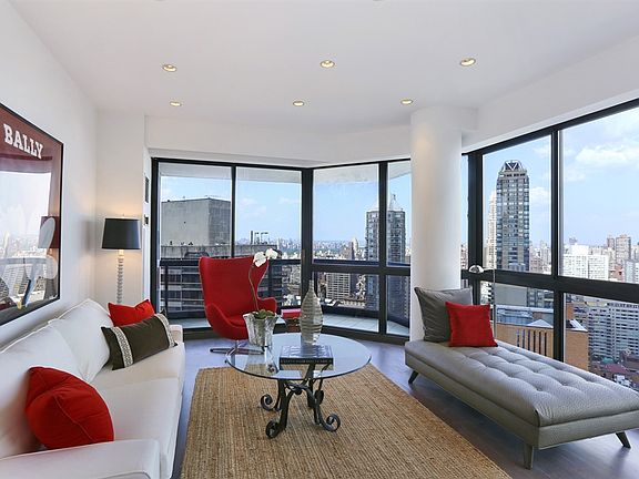 2nd image of 200 E 61st St APT 41E