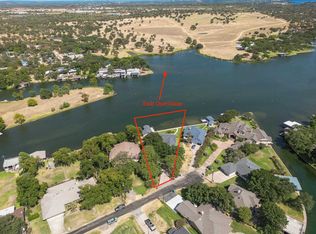 312 E Pheasant Rd, Highland Haven, TX 78654