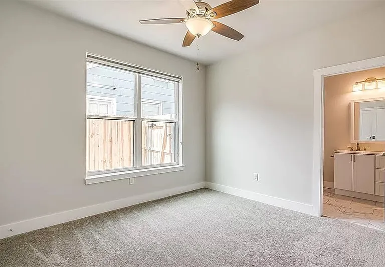 2305 Benbrook Blvd — Photo 5