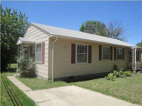 1st image of 1505 N Park Ln