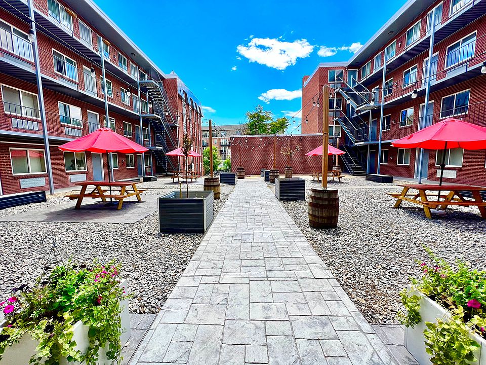 Experience tranquility in this beautifully landscaped courtyard, perfect for relaxation and community gatherings.