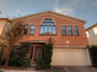 5727 Larkin St, Houston, TX 77007