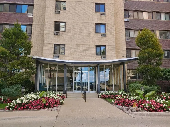 6300 N Sheridan Rd APT 517, Chicago, IL 60660
