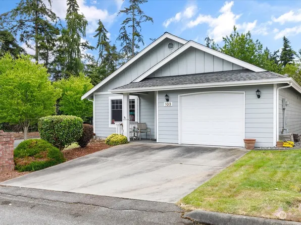 103 NW 13th Court, Oak Harbor, WA 98277