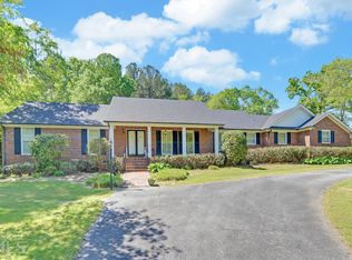 607 Laurel Dr, Hartwell, GA 30643