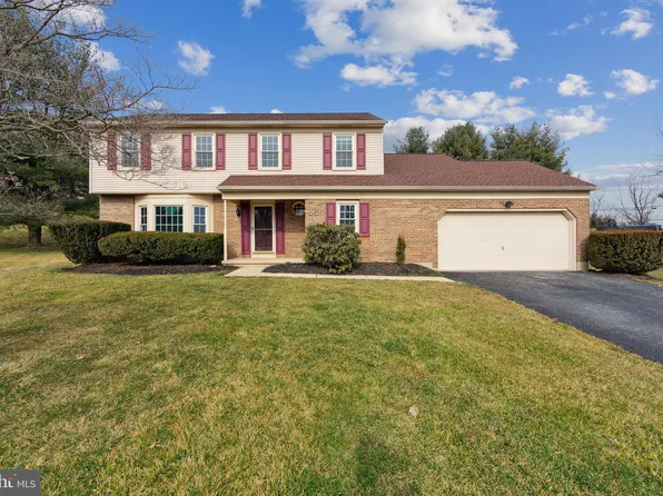 16 Old Flint Cir, Hockessin, DE 19707