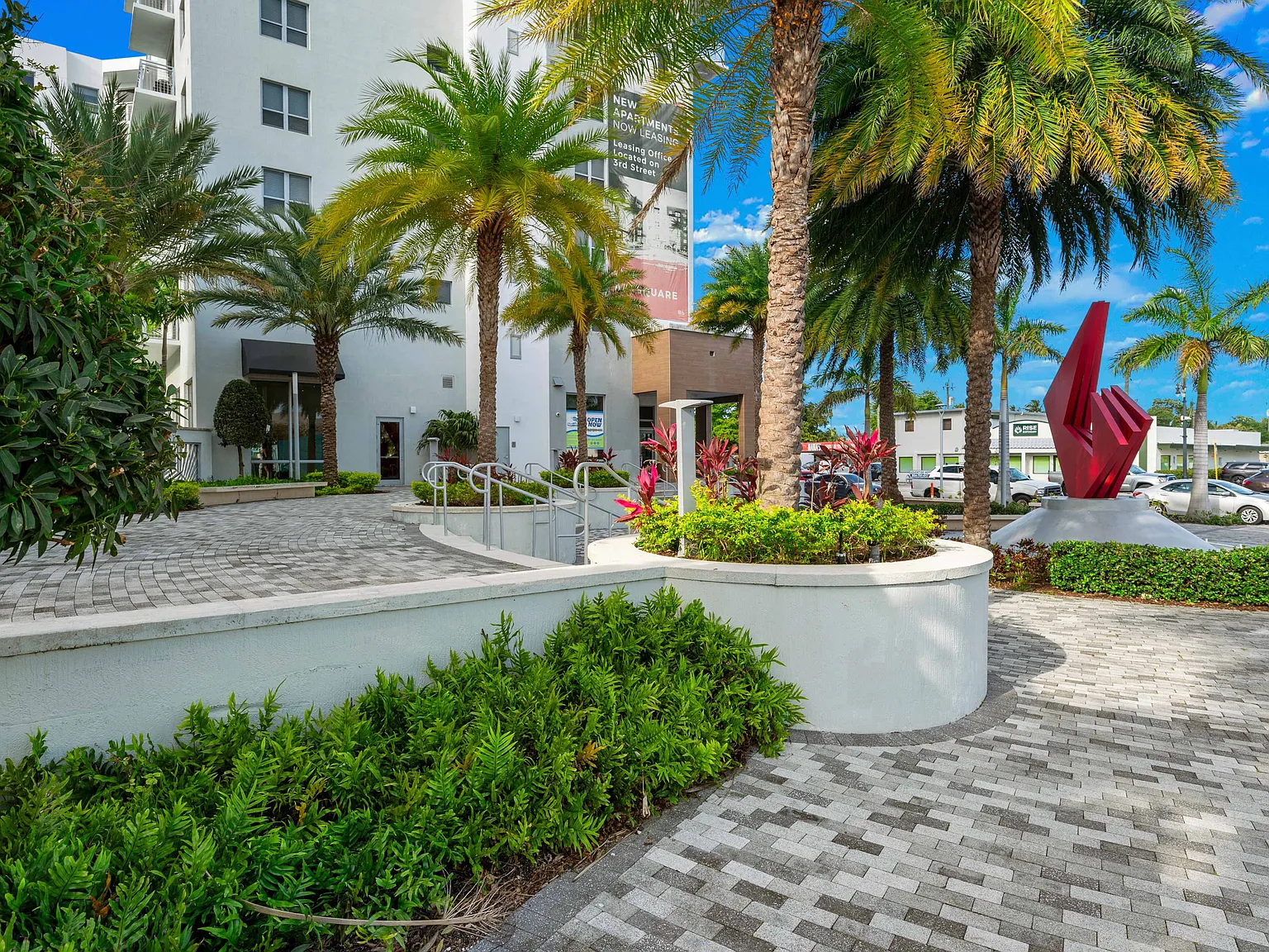 ArtSquare at Hallandale — Photo 1