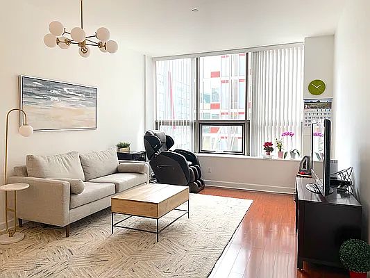 1st image of 217 51st Ave APT 303
