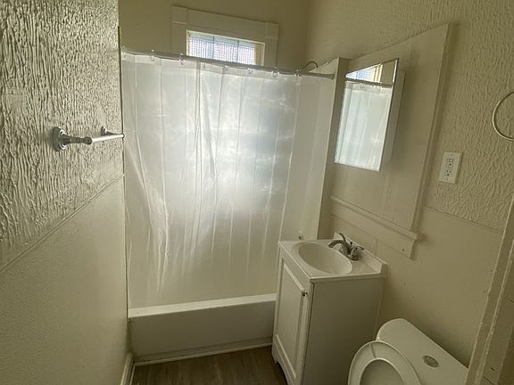 5th image of 2749 N 22nd St #2749A