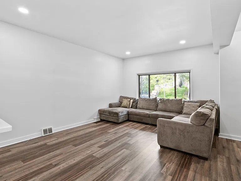 721 Boggs Ave — Photo 7