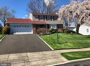534 Winchester Rd, Warminster, PA 18974