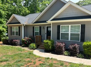 110 Sanders Dr, Easley, SC 29642