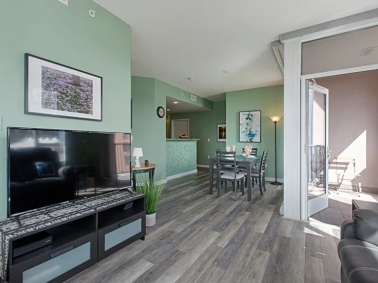 530 K St #503 — Photo 43