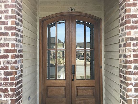 3rd image of 136 Bienville Dr