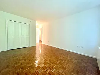 Rented by Addison Property Group