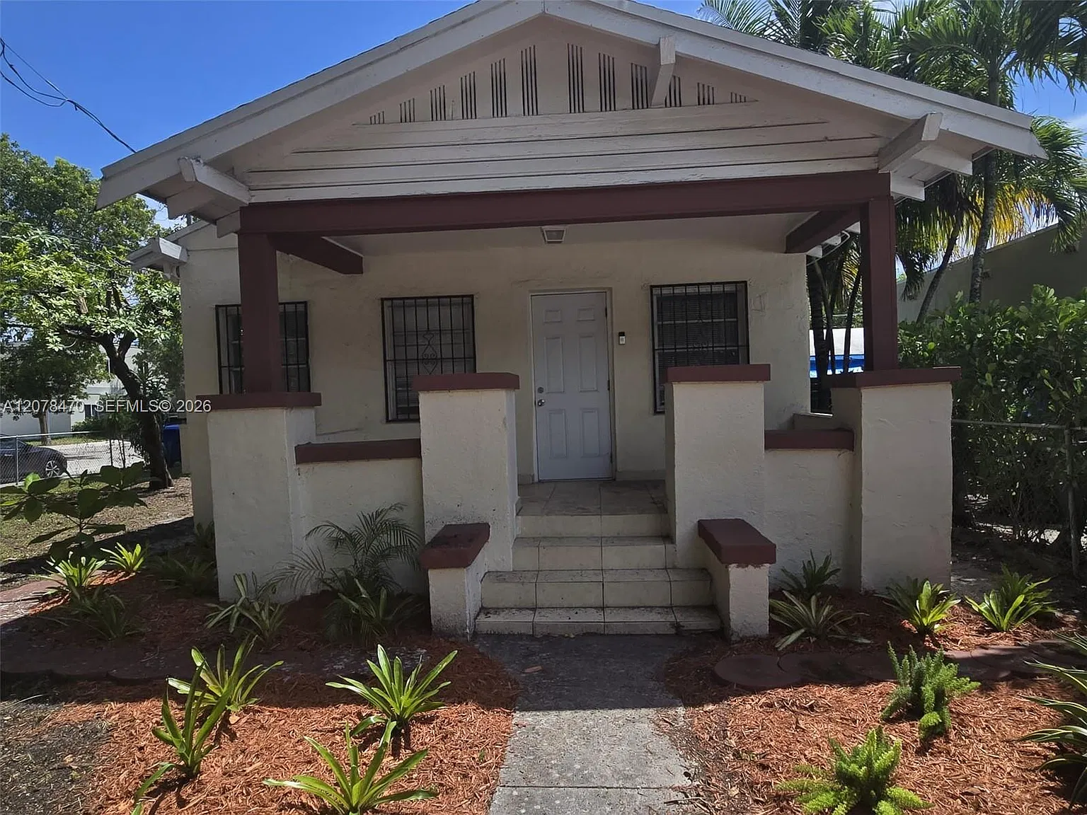 2 bed, 2.0 bath, $2,800 — Photo 2