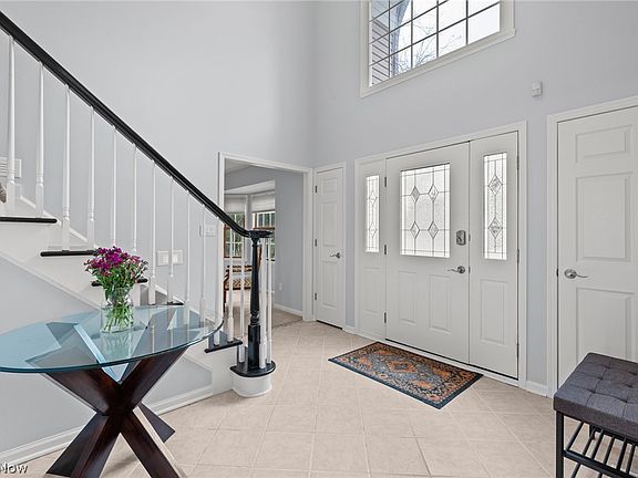 2nd image of 25471 Hilltop Dr