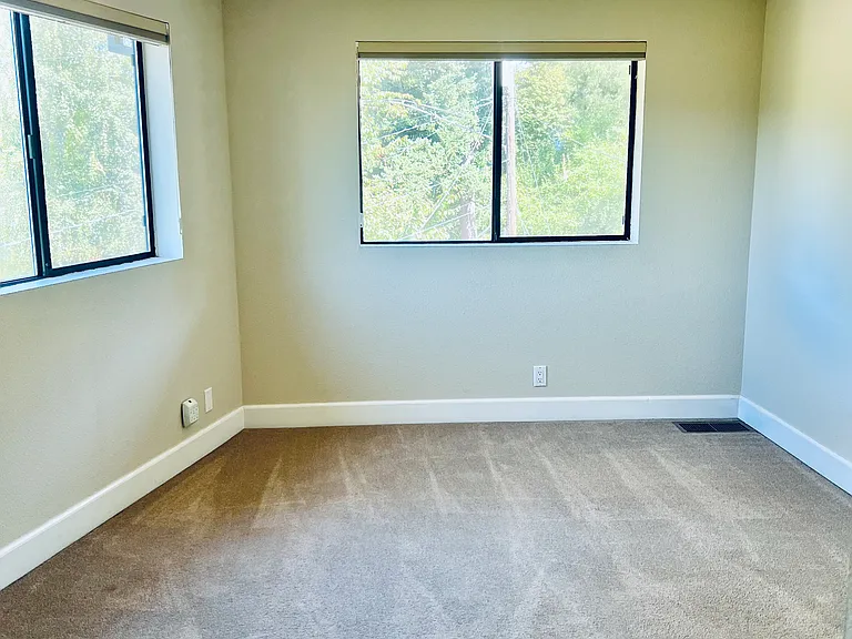 6058 SW 30th Ave #A — Photo 18