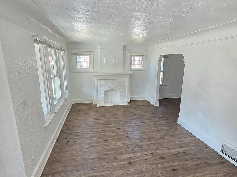 15760 Littlefield St — Photo 21
