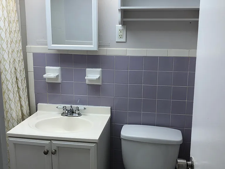 200 Ocean Park Ave #1C — Photo 16