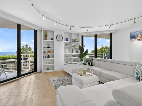 176 Helios Drive #205, Jupiter, FL 33477