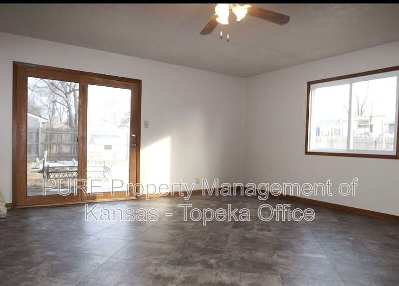 2nd image of 5625 SW Avalon Ln