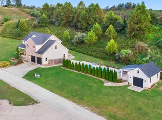 3698 Brody Ln, Ashland, KY 41102