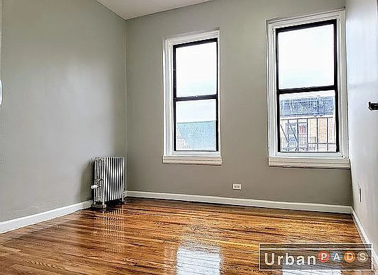 2nd image of 809 Park Pl APT 4B