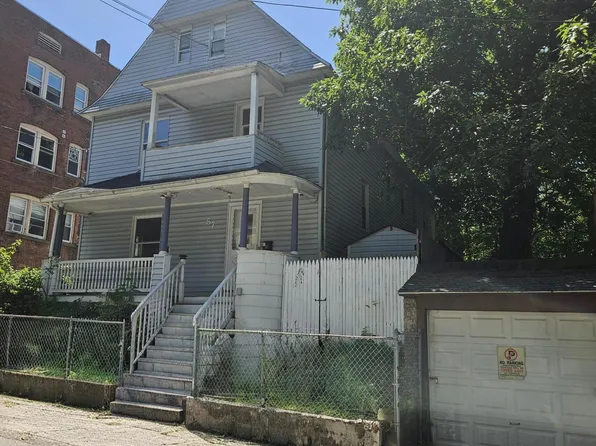 57 Ridgewood Street, Waterbury, CT 06710