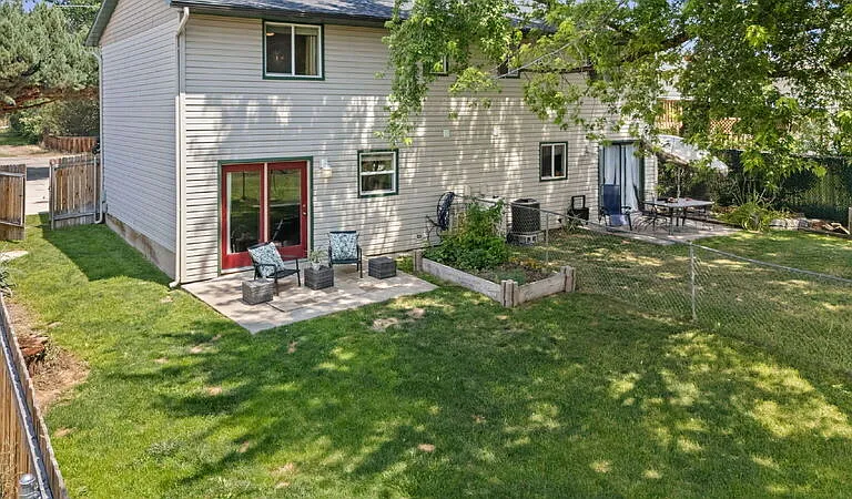 4327 W Grover St — Photo 27