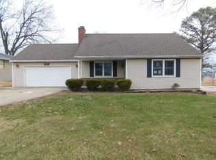 950 N 4th St, Ste Genevieve, MO 63670