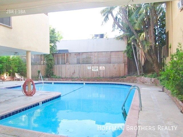 1st image of 1326 N Flores St #17A