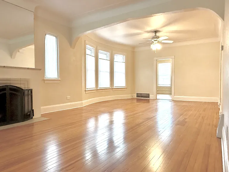 235 S Grant St — Photo 4