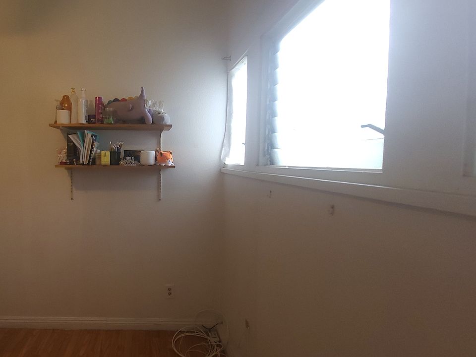 2nd image of 1302 Kinau St #5