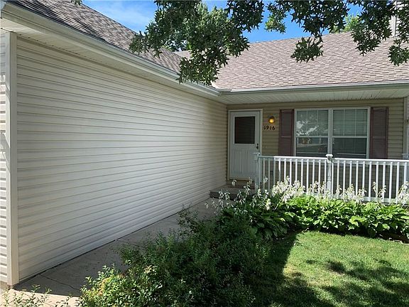2nd image of 1916 S Leslie Dr