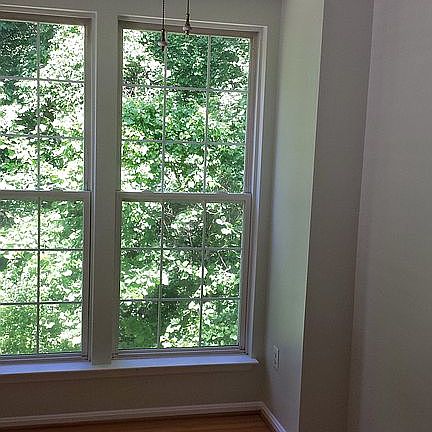 5th image of 16 Duck Pond Ct