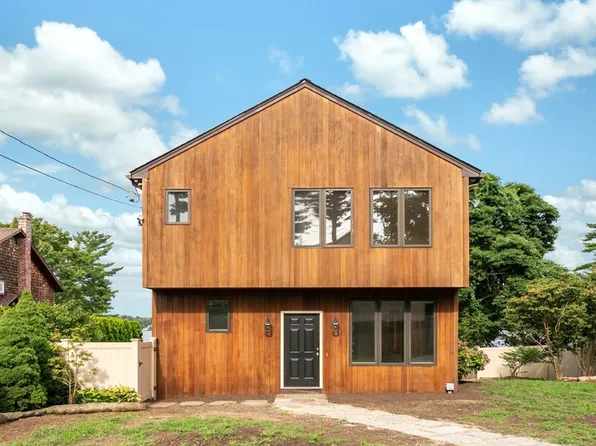 24 Island Road Ext, East Freetown, MA 02717