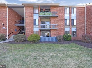 222 Echelon Rd APT 8, Voorhees, NJ 08043